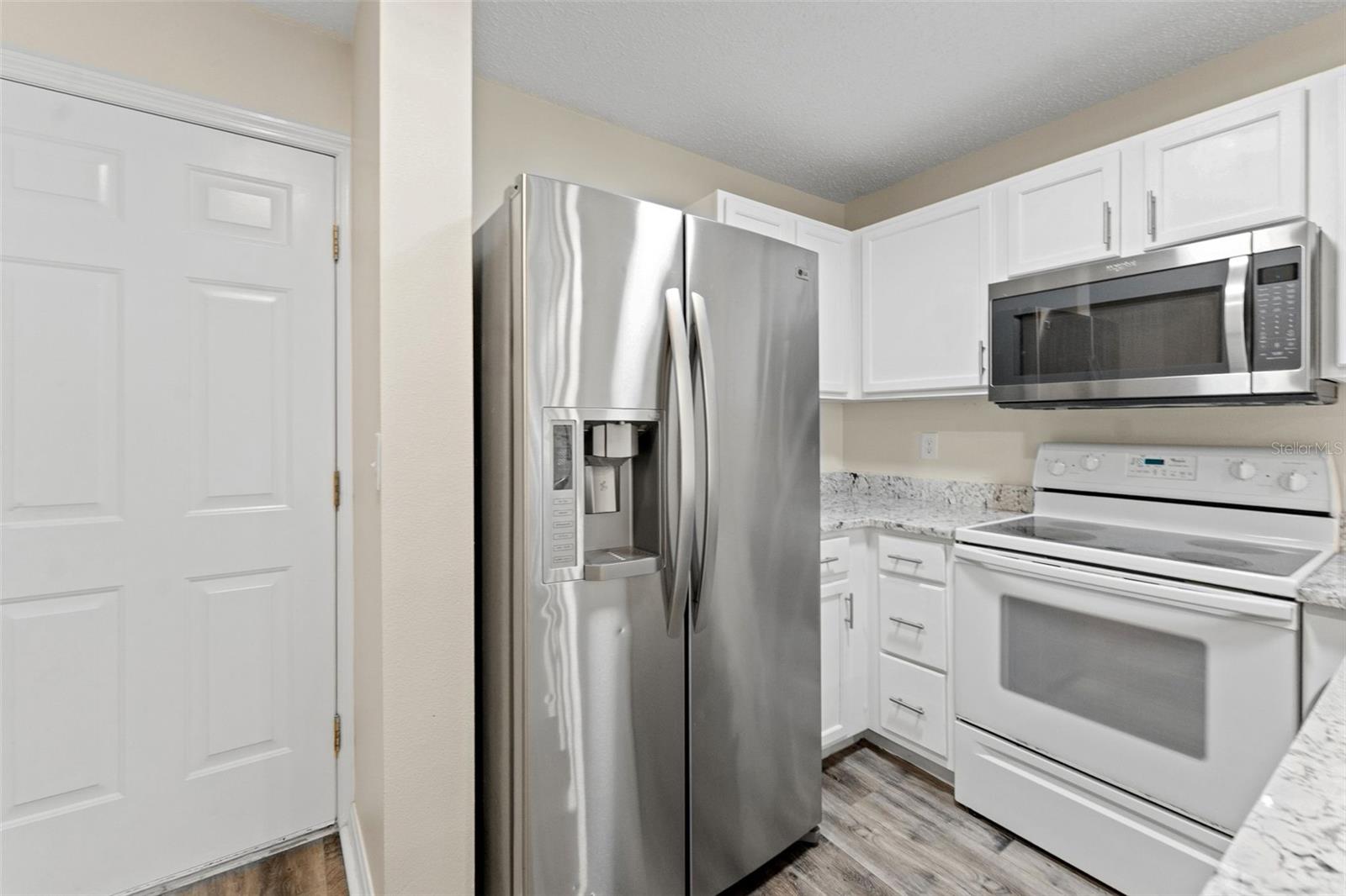 8421 EDGEWATER PLACE BLVD, TAMPA, FL, 33615