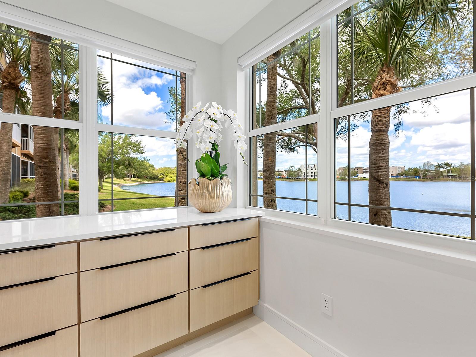 6427 MOORINGS POINT CIR #101, LAKEWOOD RANCH, FL, 34202