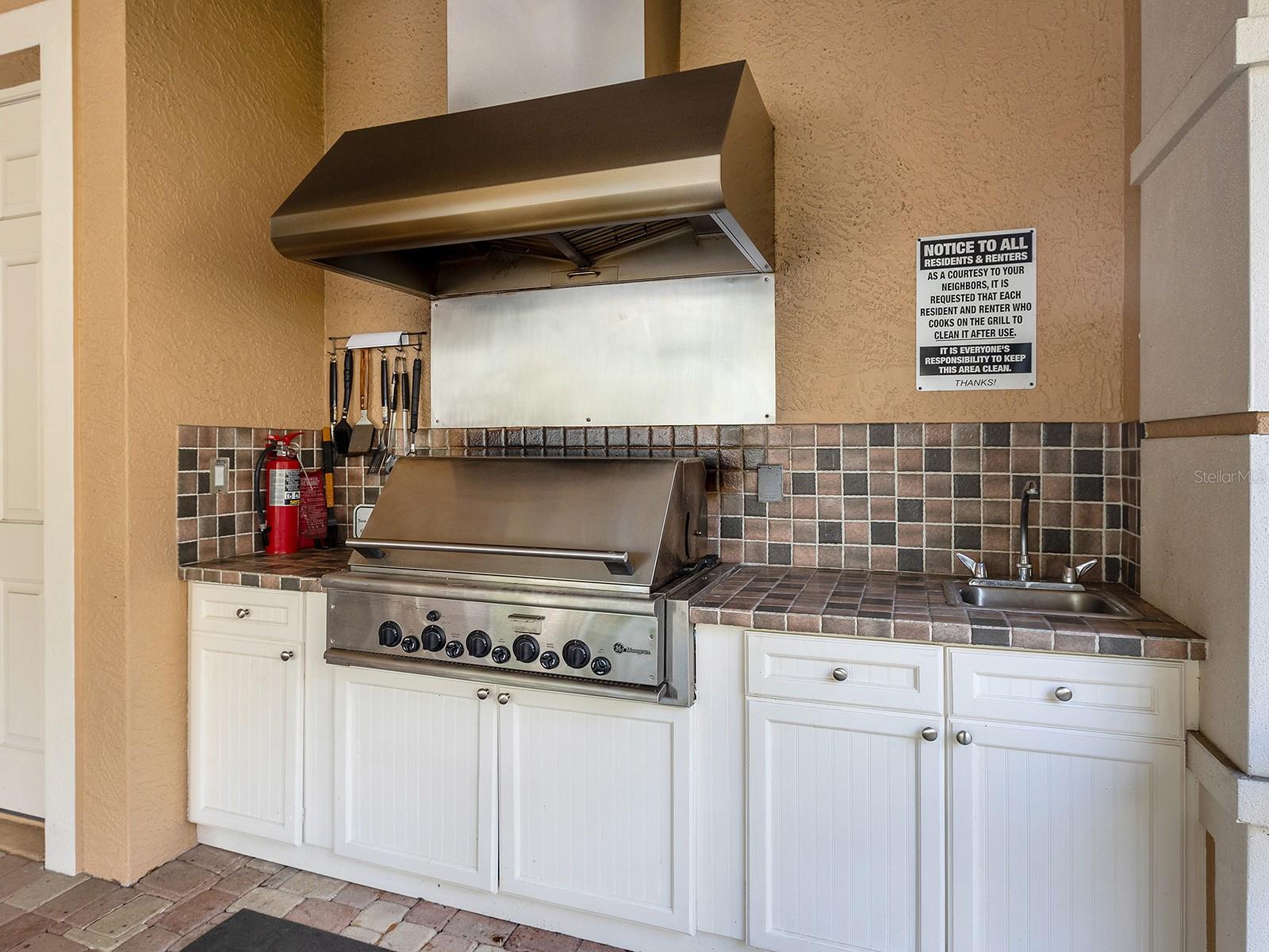 6427 MOORINGS POINT CIR #101, LAKEWOOD RANCH, FL, 34202