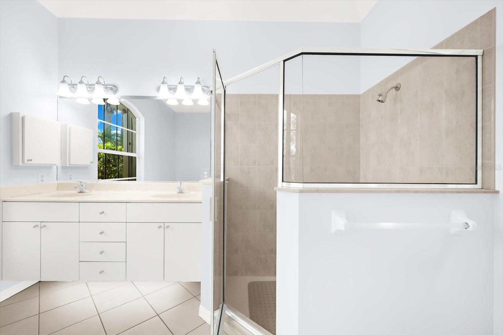 10490 SUNBURY DR, PORT CHARLOTTE, FL, 33981