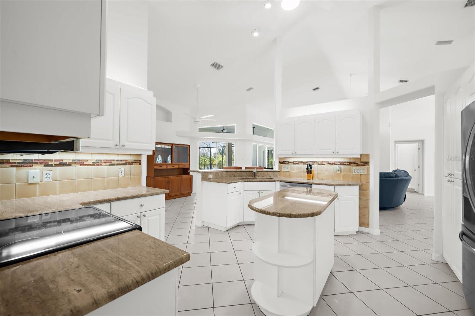 10490 SUNBURY DR, PORT CHARLOTTE, FL, 33981