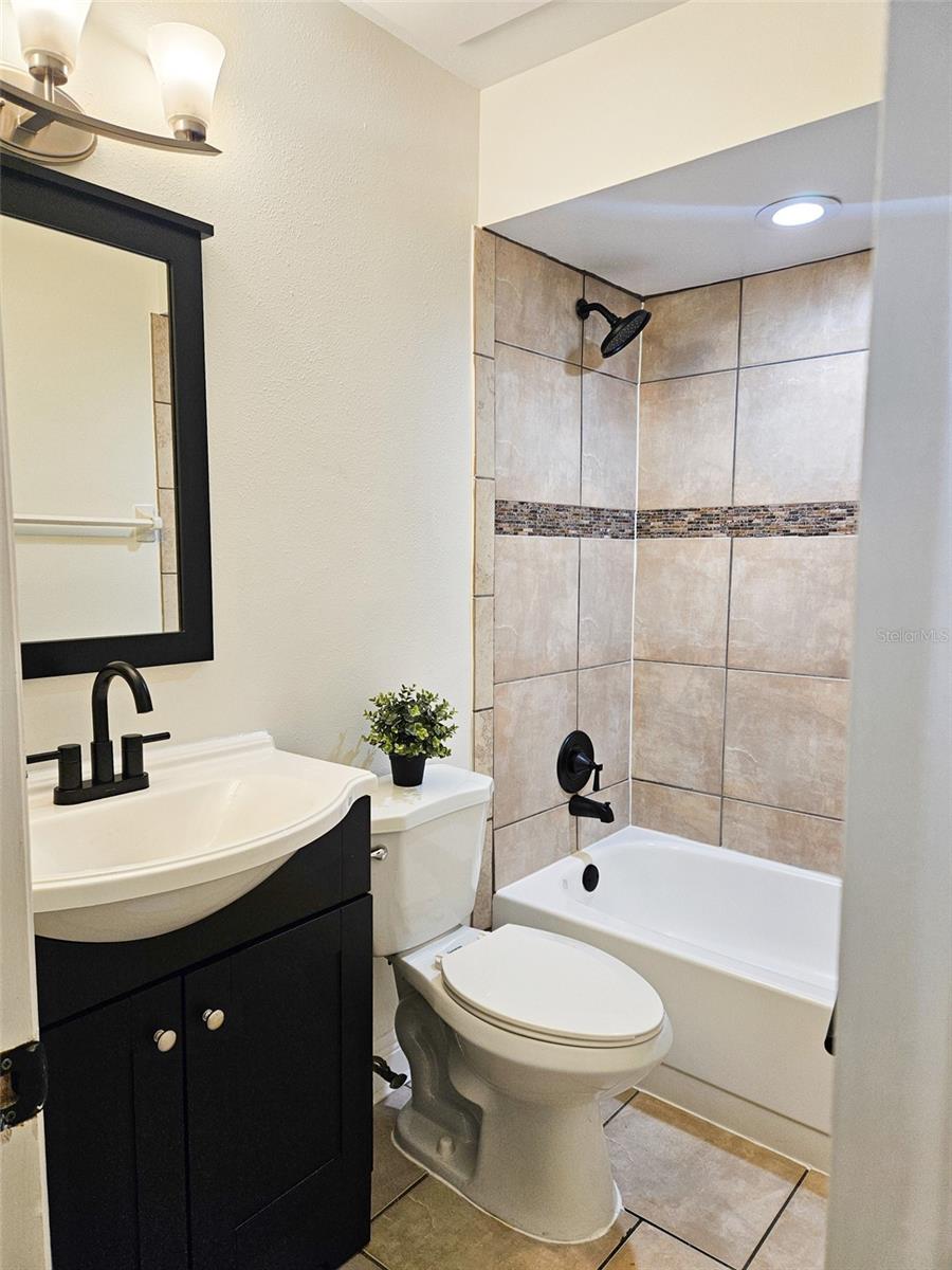 1366 PACIFIC CT, DELTONA, FL, 32725