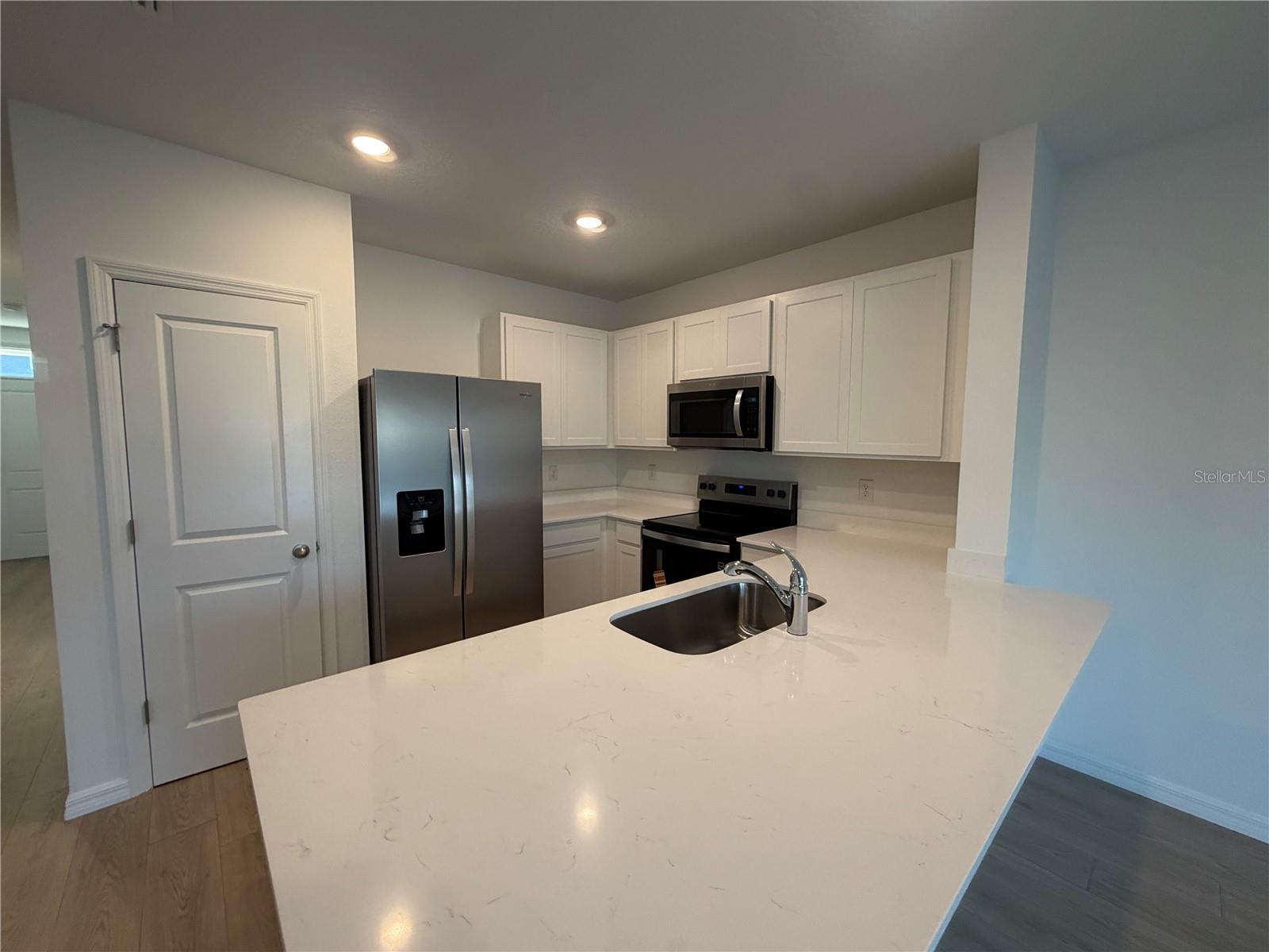 32538 MIDSUMMER NIGHT LN, WESLEY CHAPEL, FL, 33543