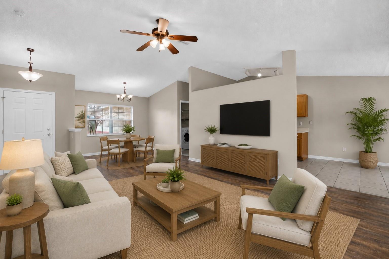 24 SEVEN WONDERS TRL, PALM COAST, FL, 32164