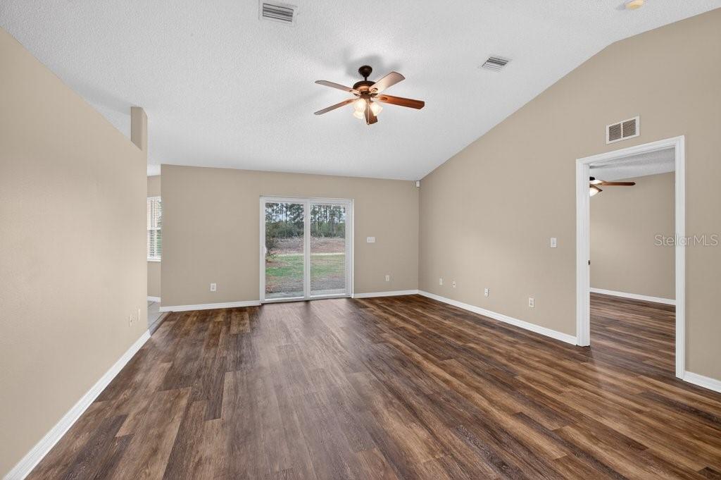24 SEVEN WONDERS TRL, PALM COAST, FL, 32164