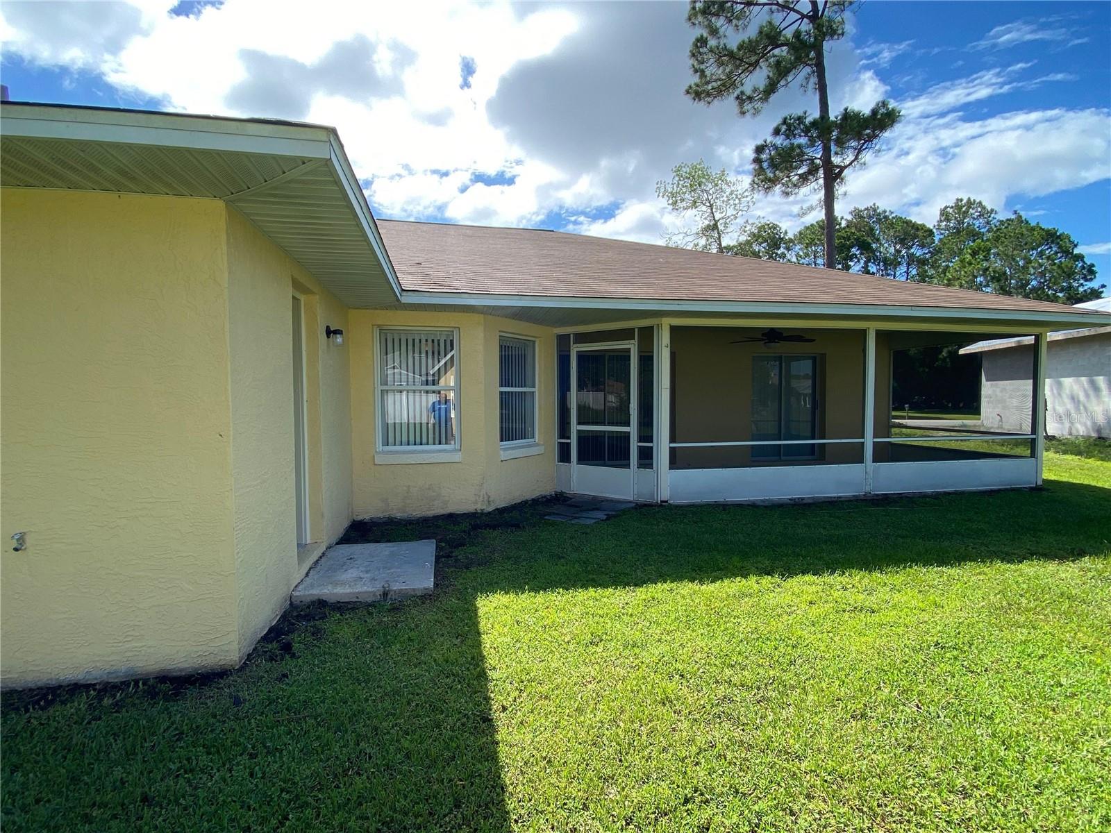 100 WOOD HAVEN DR, PALM COAST, FL, 32164