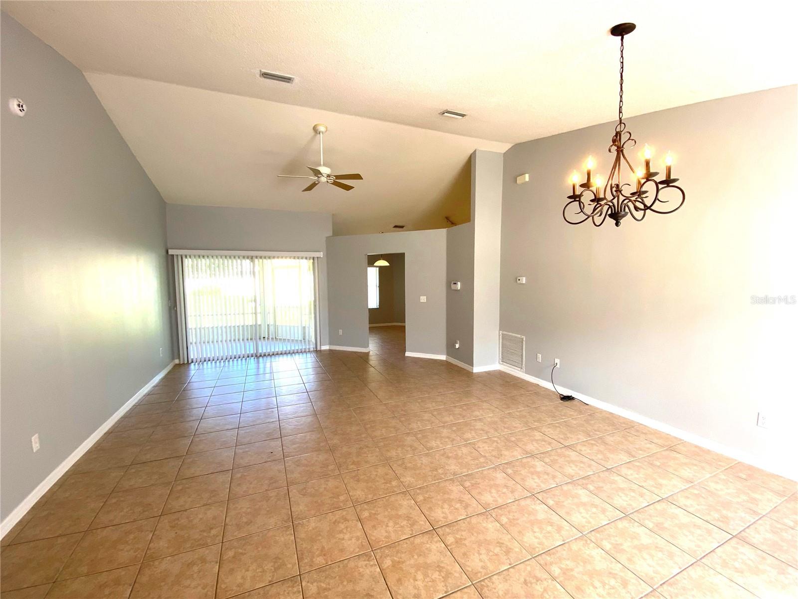 100 WOOD HAVEN DR, PALM COAST, FL, 32164