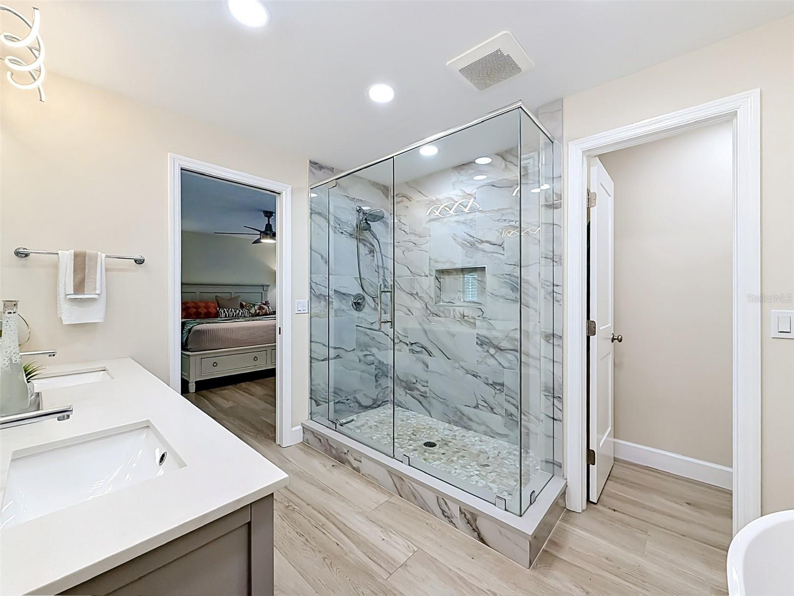7861 OLIVER RD, SEMINOLE, FL, 33777