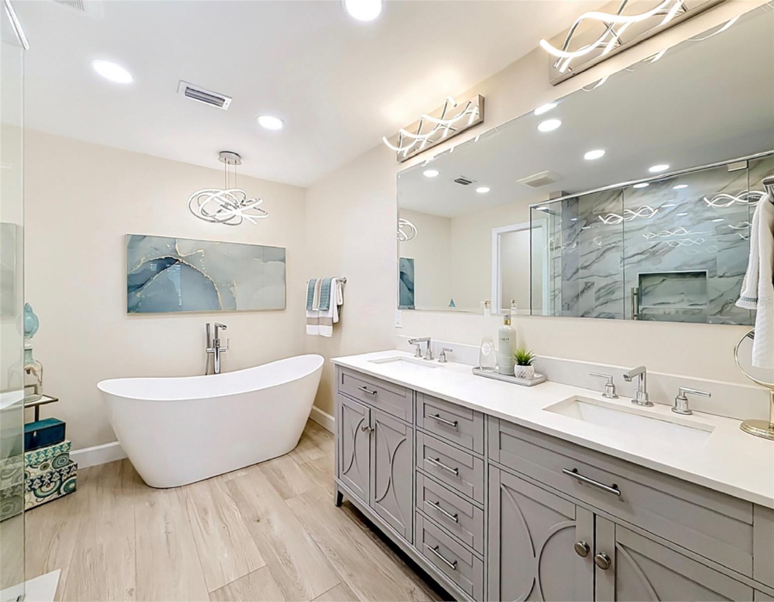 7861 OLIVER RD, SEMINOLE, FL, 33777