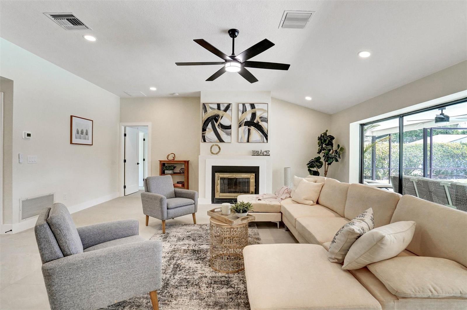 1627 FARRIER TRL, CLEARWATER, FL, 33765