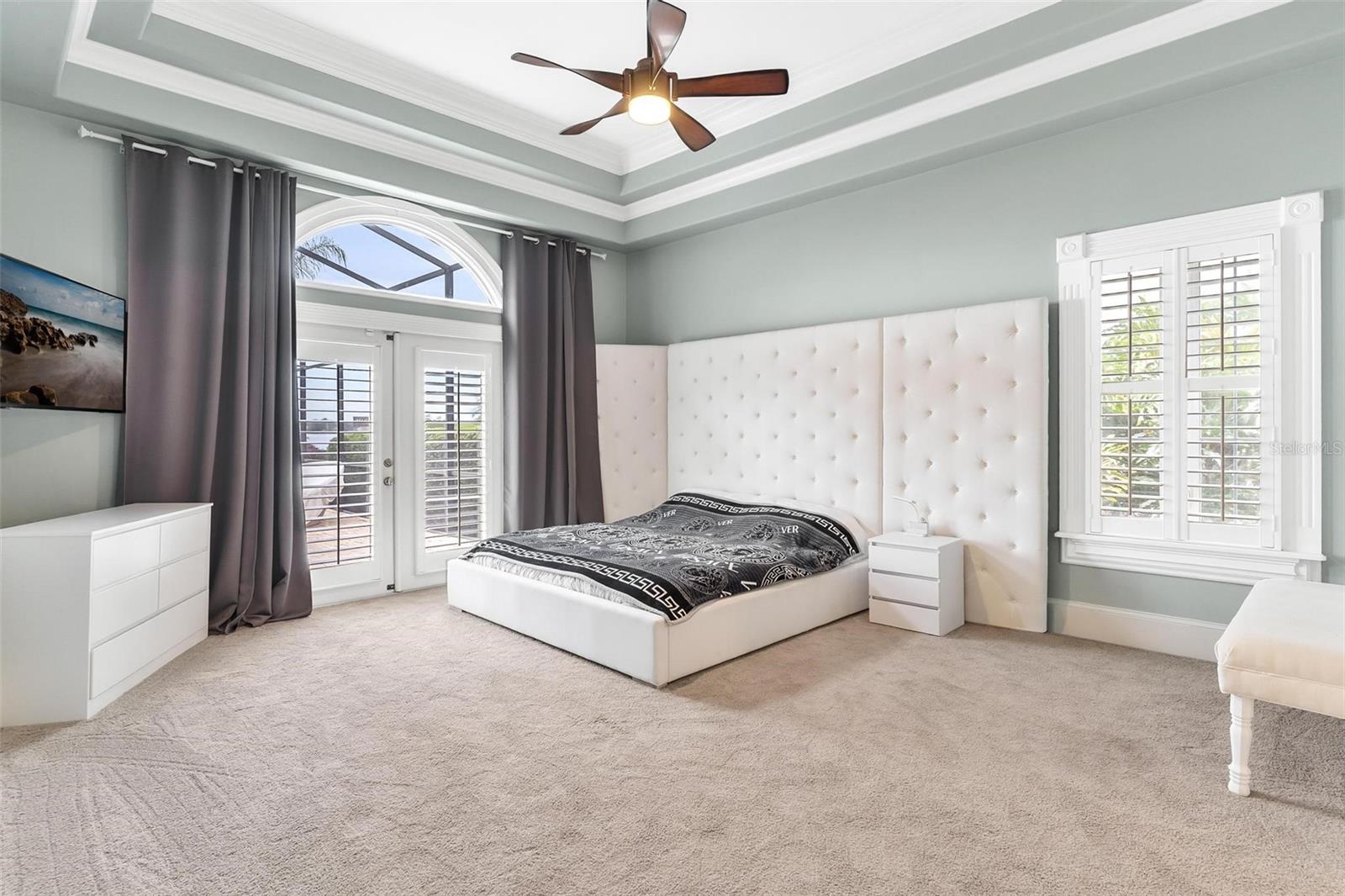 1641 EDGEWATER DR, MOUNT DORA, FL, 32757