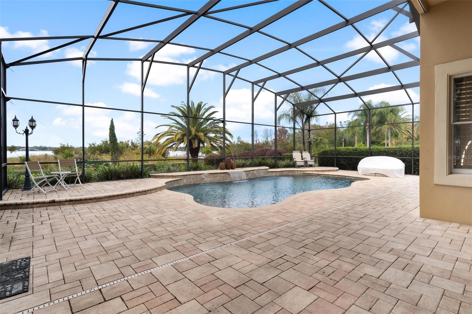 1641 EDGEWATER DR, MOUNT DORA, FL, 32757