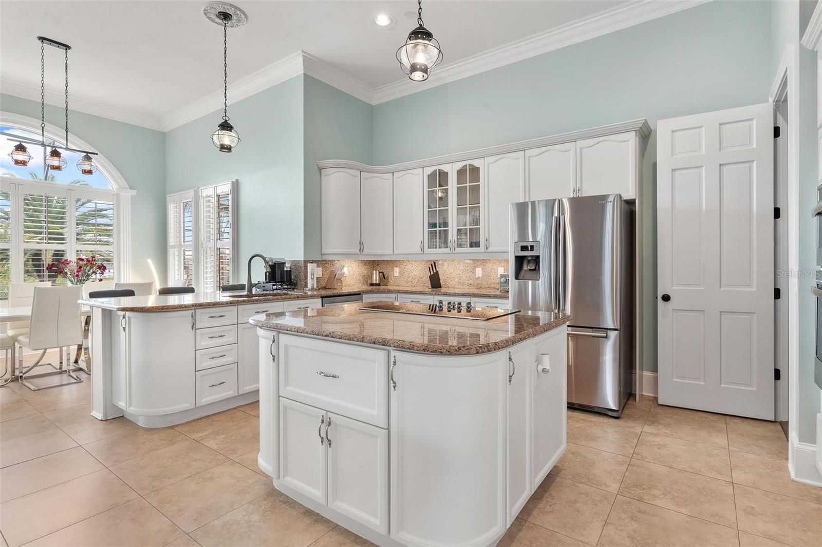 1641 EDGEWATER DR, MOUNT DORA, FL, 32757