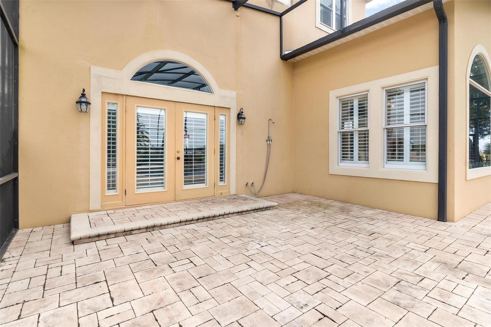 1641 EDGEWATER DR, MOUNT DORA, FL, 32757