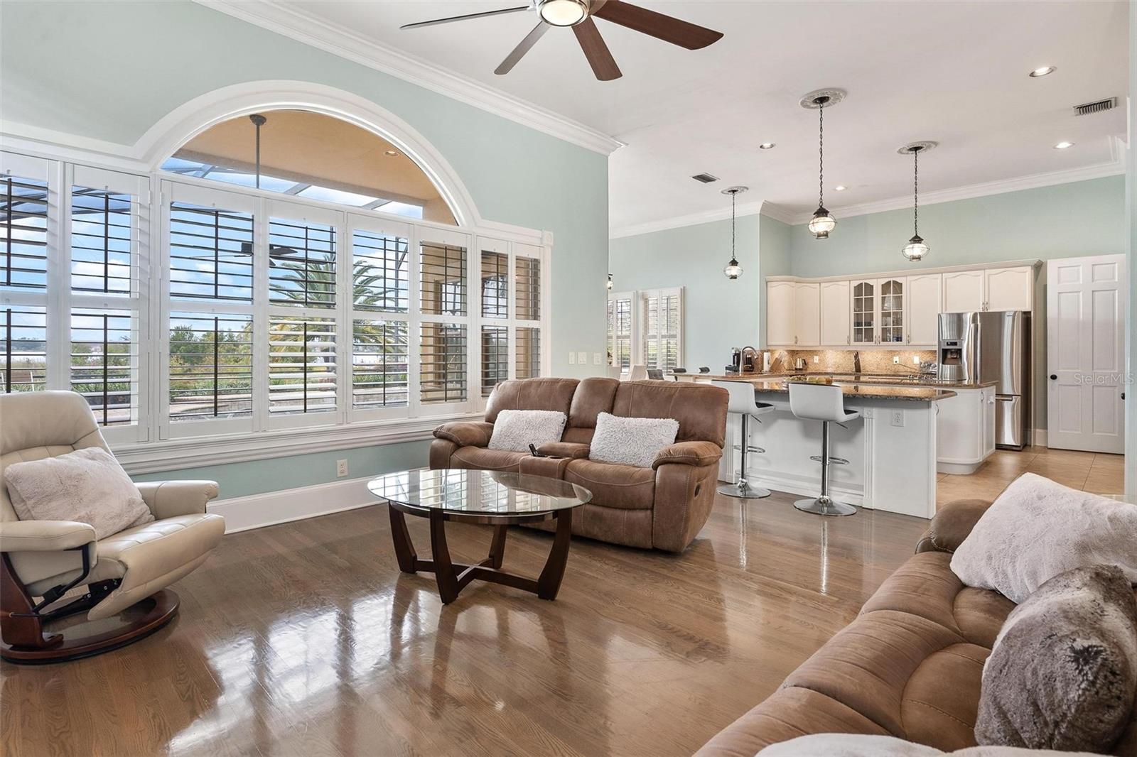1641 EDGEWATER DR, MOUNT DORA, FL, 32757