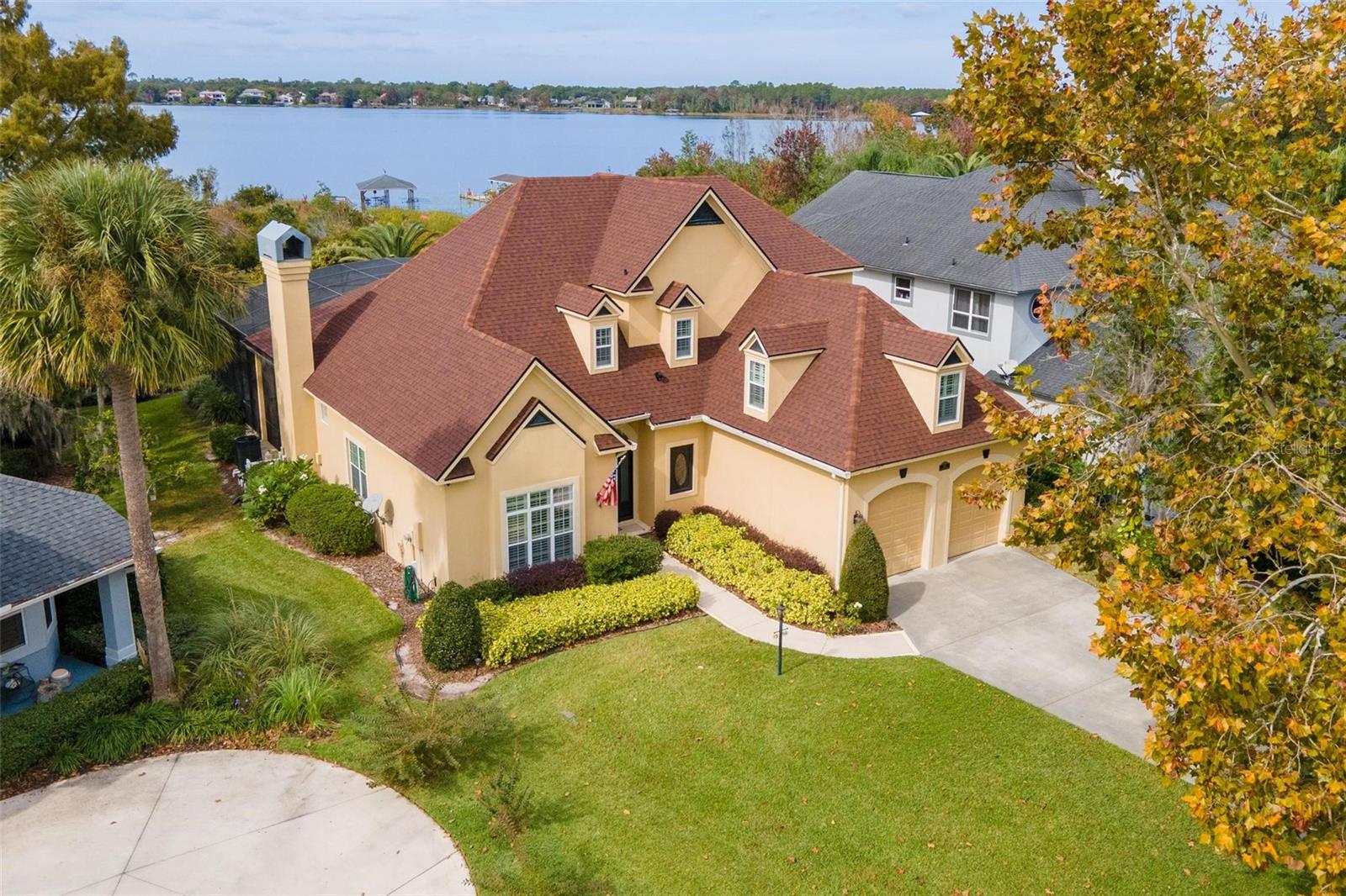 1641 EDGEWATER DR, MOUNT DORA, FL, 32757