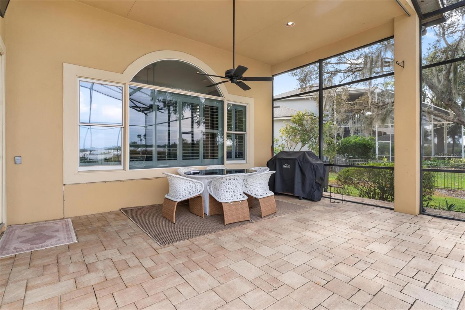 1641 EDGEWATER DR, MOUNT DORA, FL, 32757