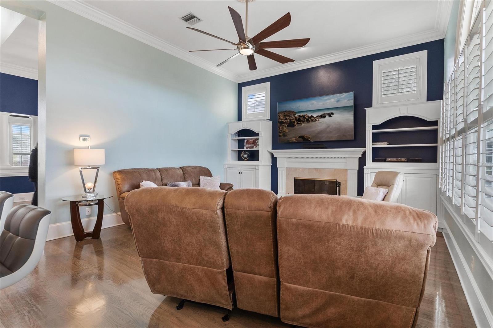 1641 EDGEWATER DR, MOUNT DORA, FL, 32757