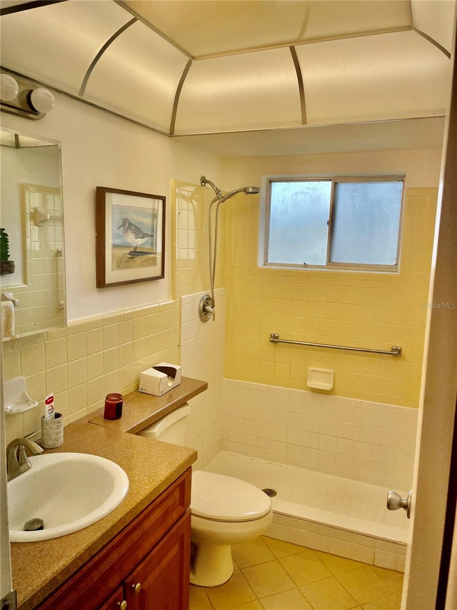 11100 86TH AVE #101, SEMINOLE, FL, 33772
