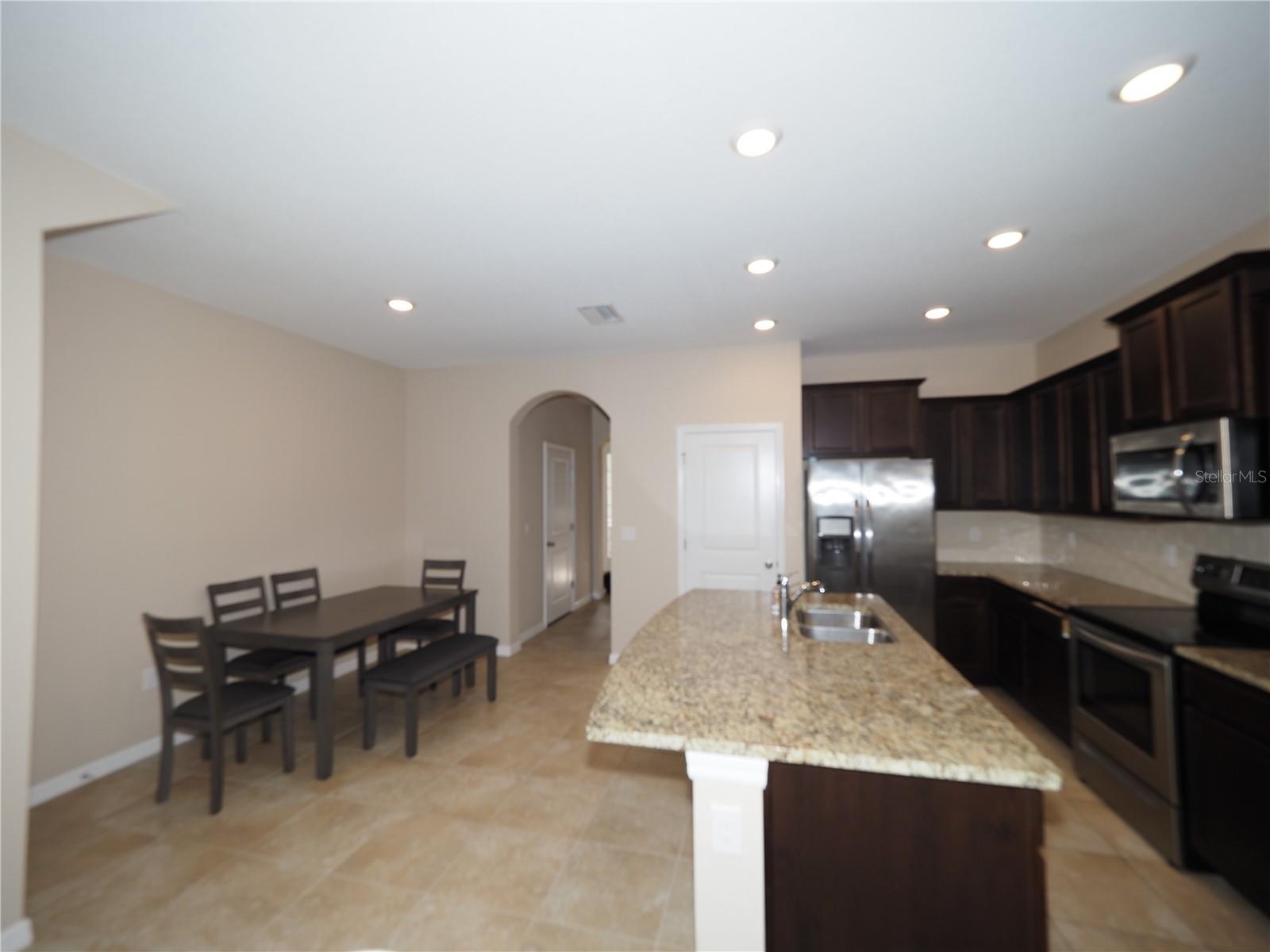 2503 MIDNIGHT PEARL DR, SARASOTA, FL, 34240