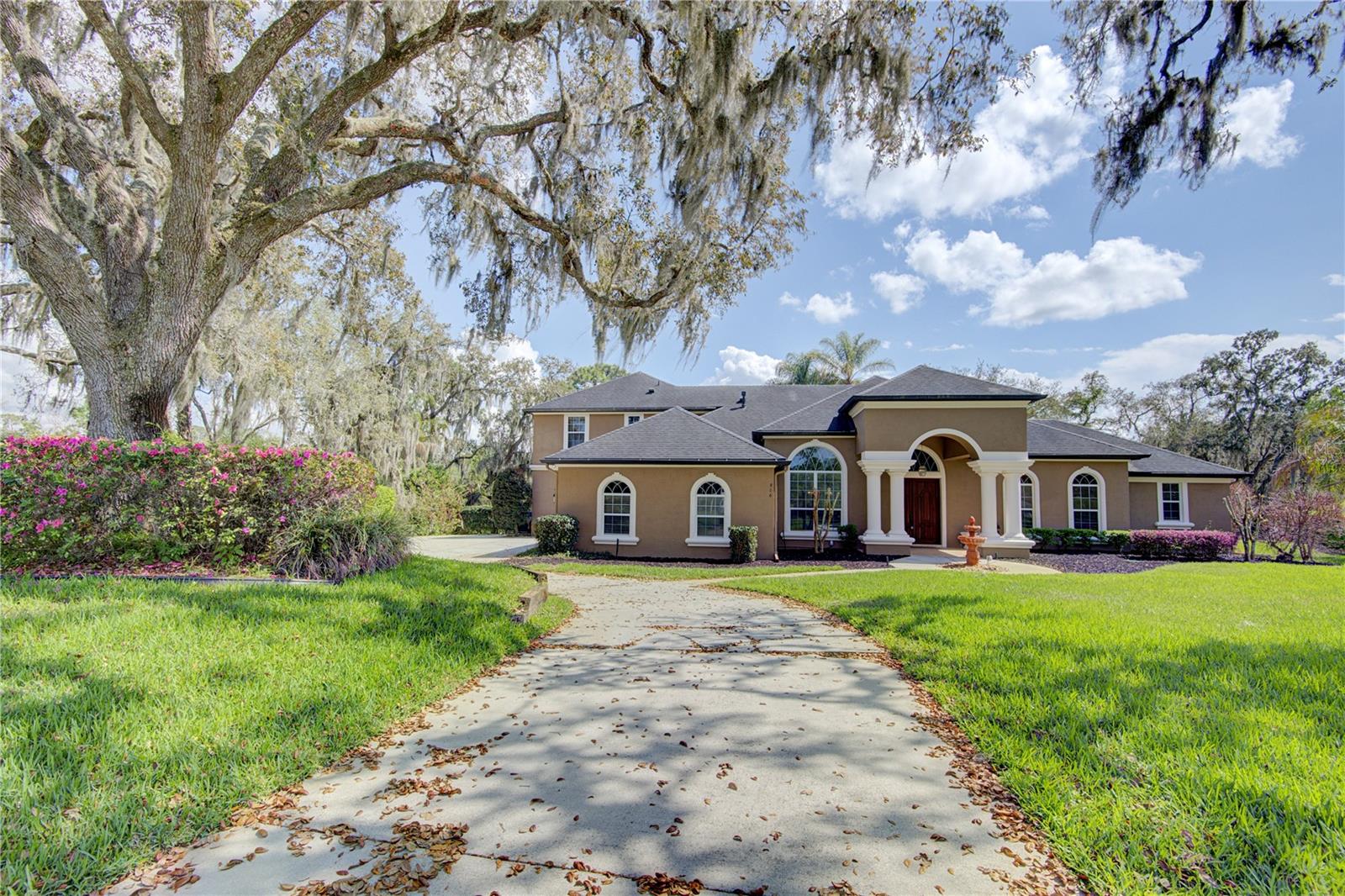 916 MILLS ESTATE PL, CHULUOTA, FL, 32766