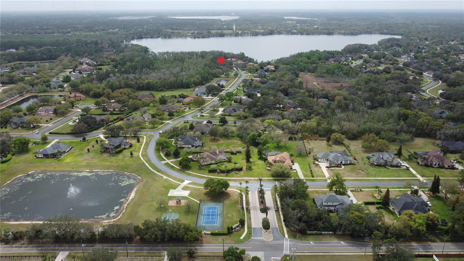 916 MILLS ESTATE PL, CHULUOTA, FL, 32766
