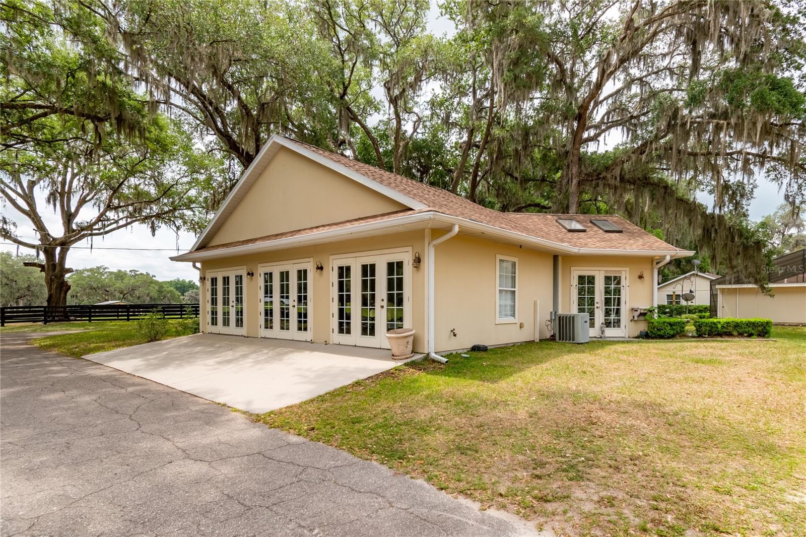 6157 W HIGHWAY 329, REDDICK, FL, 32686