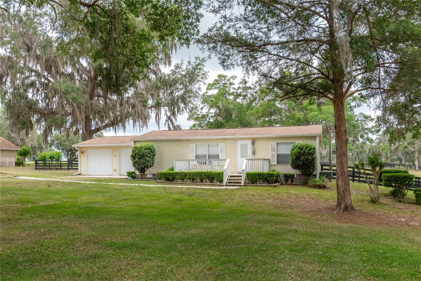 6157 W HIGHWAY 329, REDDICK, FL, 32686