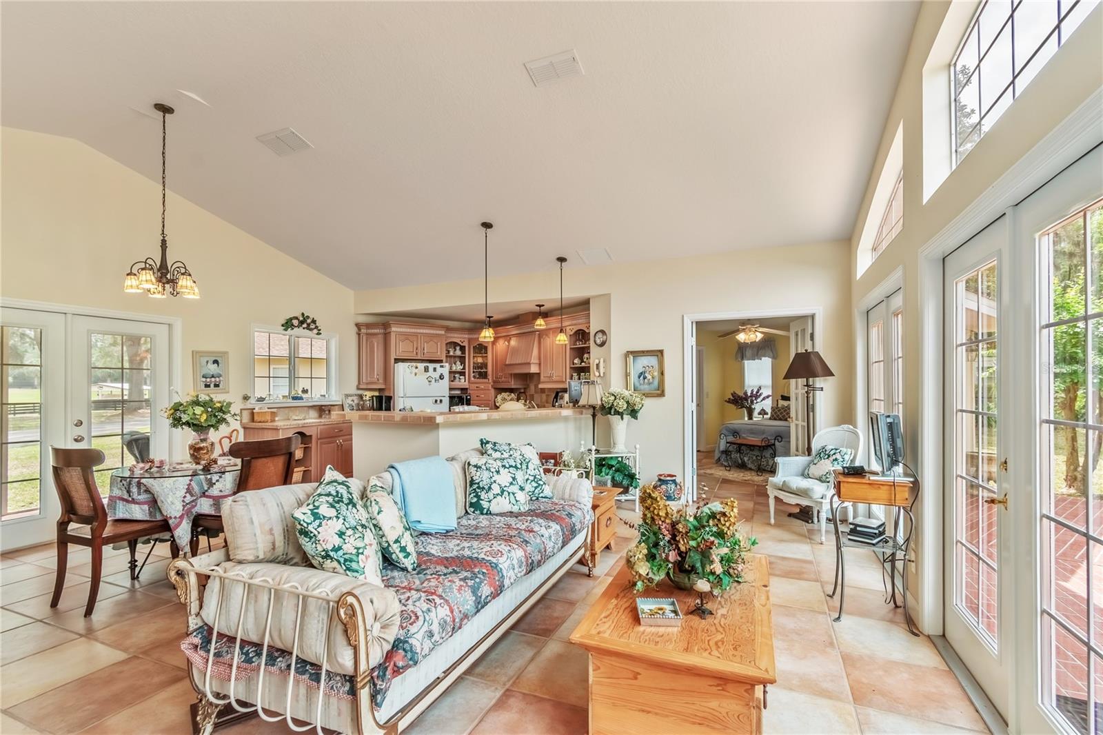 6157 W HIGHWAY 329, REDDICK, FL, 32686