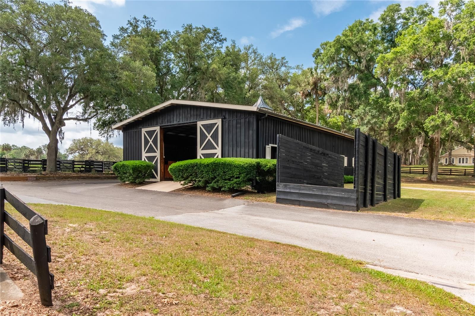 6157 W HIGHWAY 329, REDDICK, FL, 32686