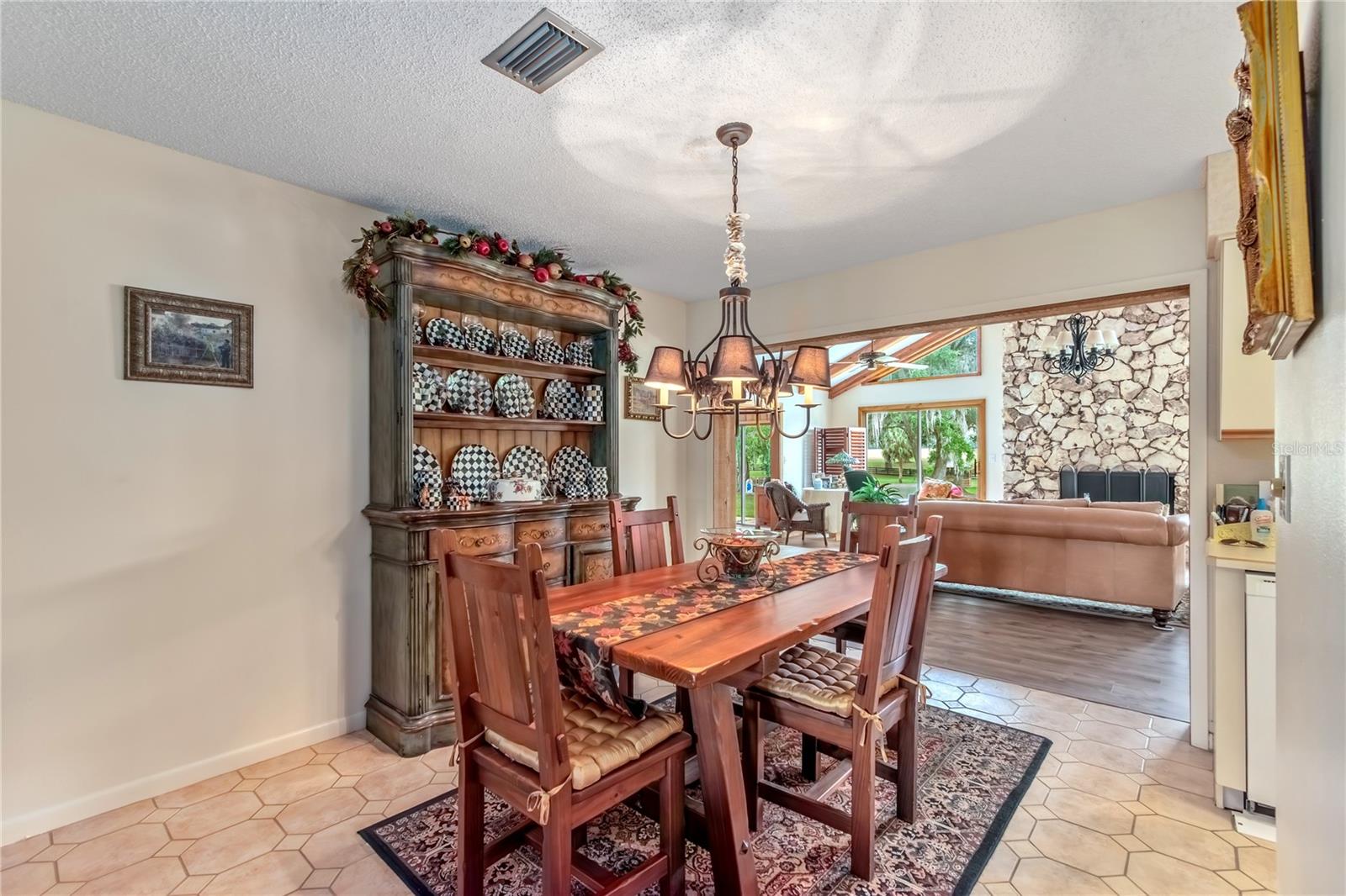 6157 W HIGHWAY 329, REDDICK, FL, 32686