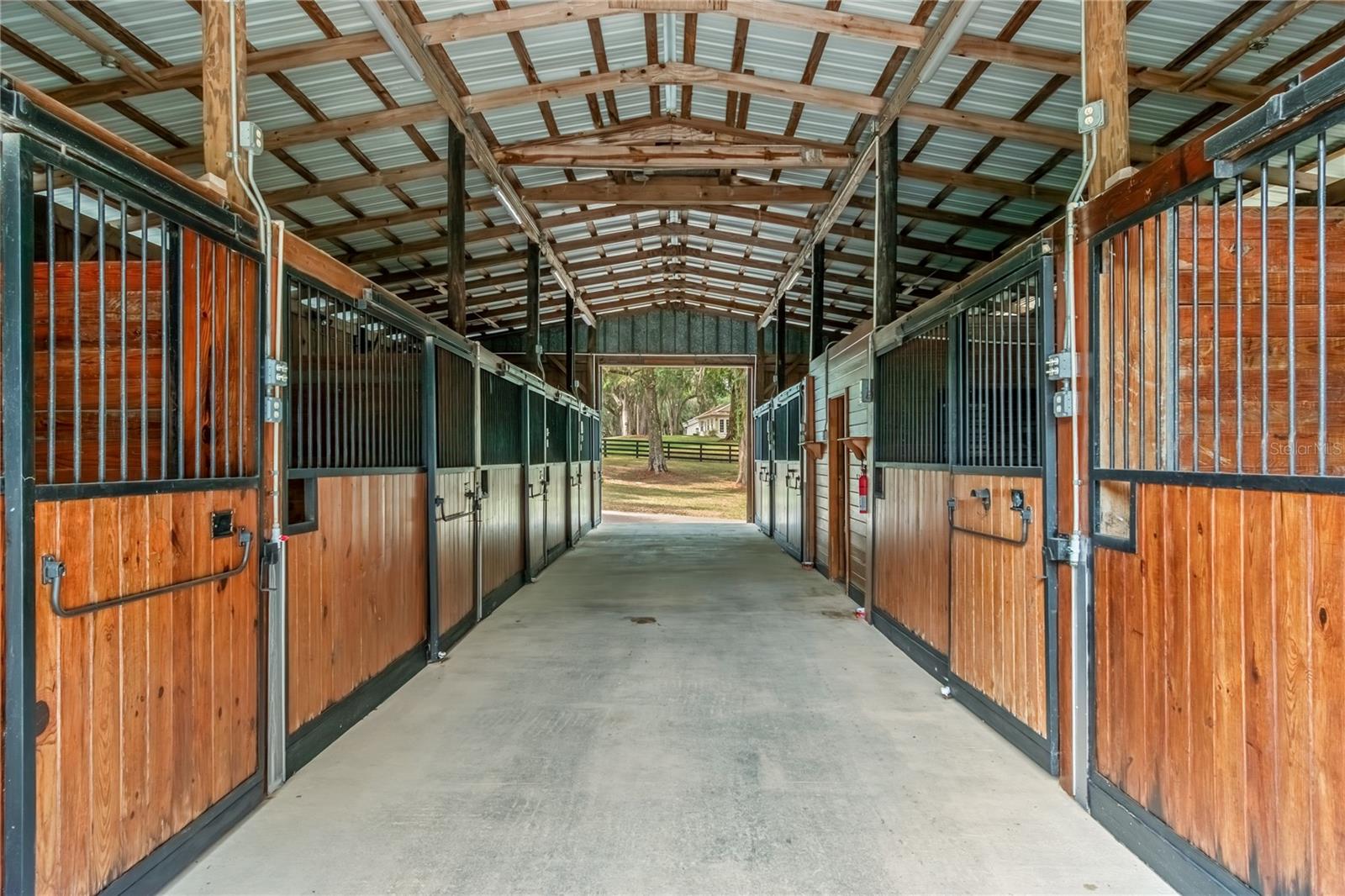 6157 W HIGHWAY 329, REDDICK, FL, 32686