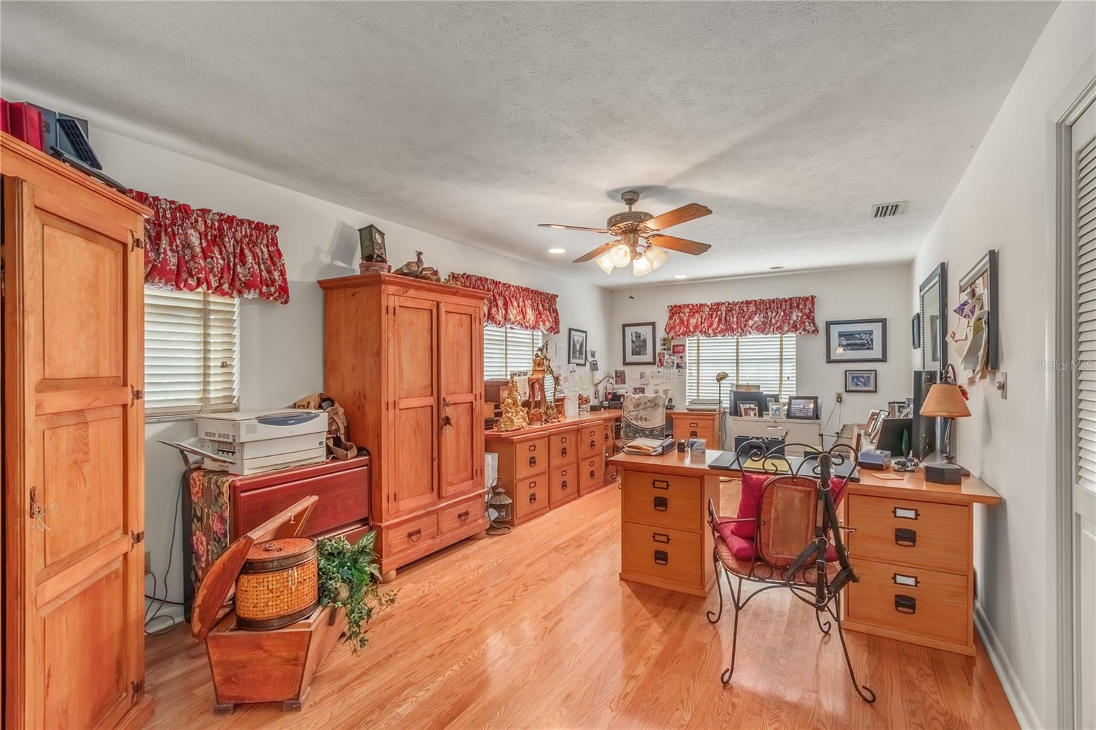 6157 W HIGHWAY 329, REDDICK, FL, 32686