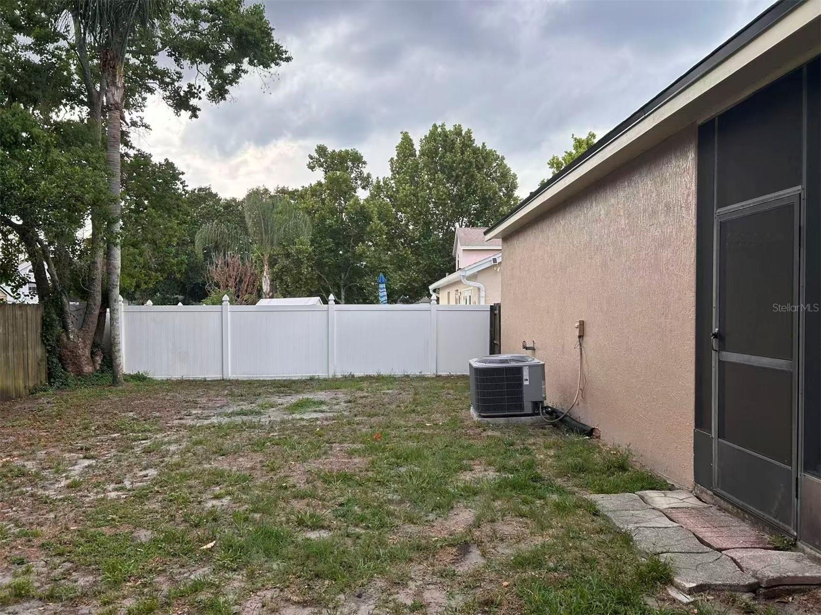 1046 WHITTIER CIR, OVIEDO, FL, 32765