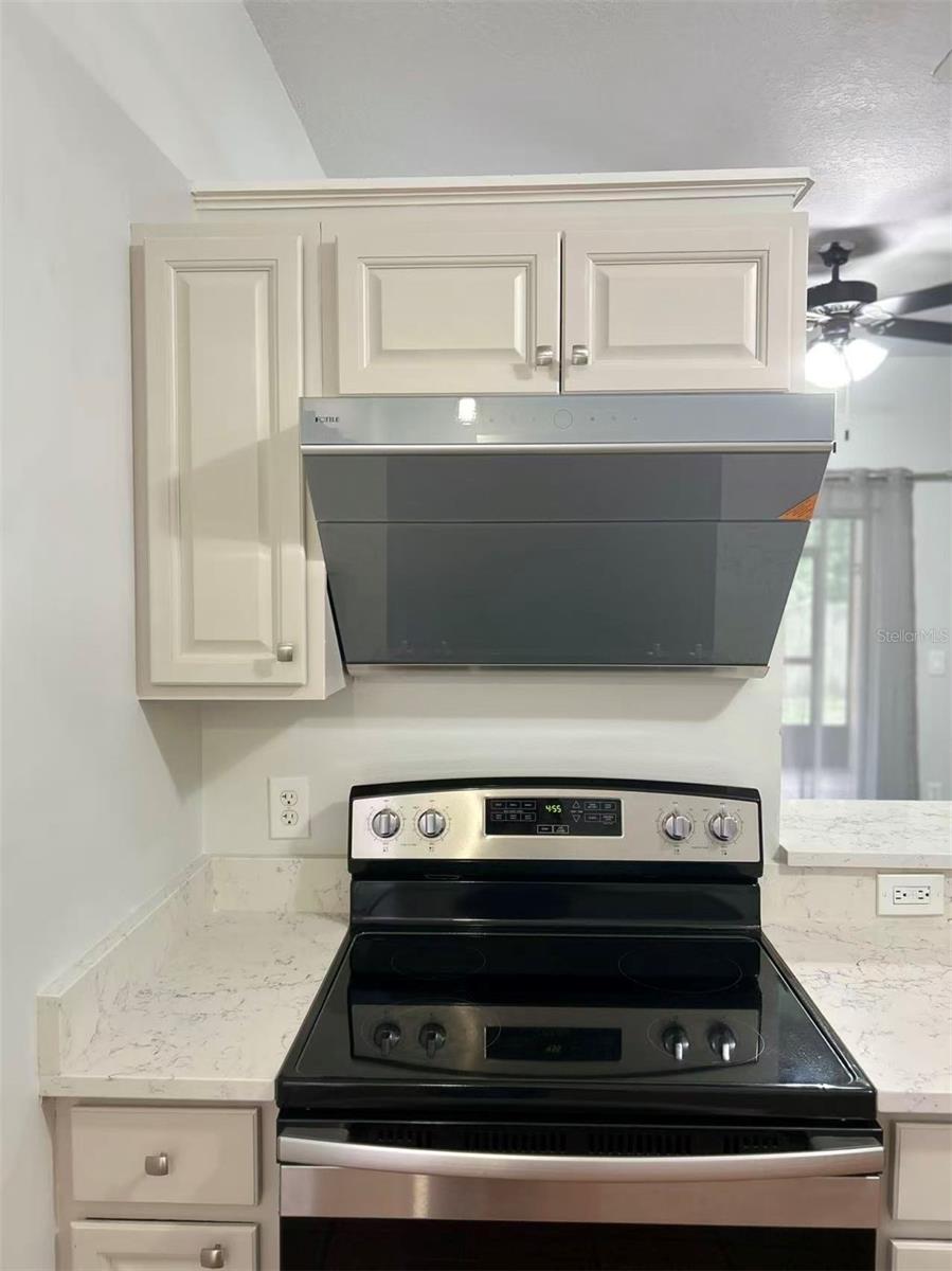 1046 WHITTIER CIR, OVIEDO, FL, 32765