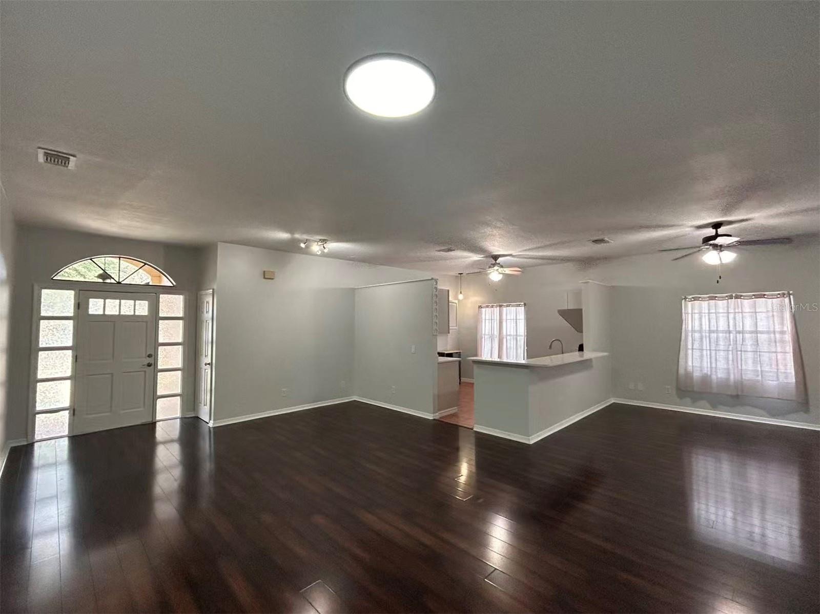 1046 WHITTIER CIR, OVIEDO, FL, 32765