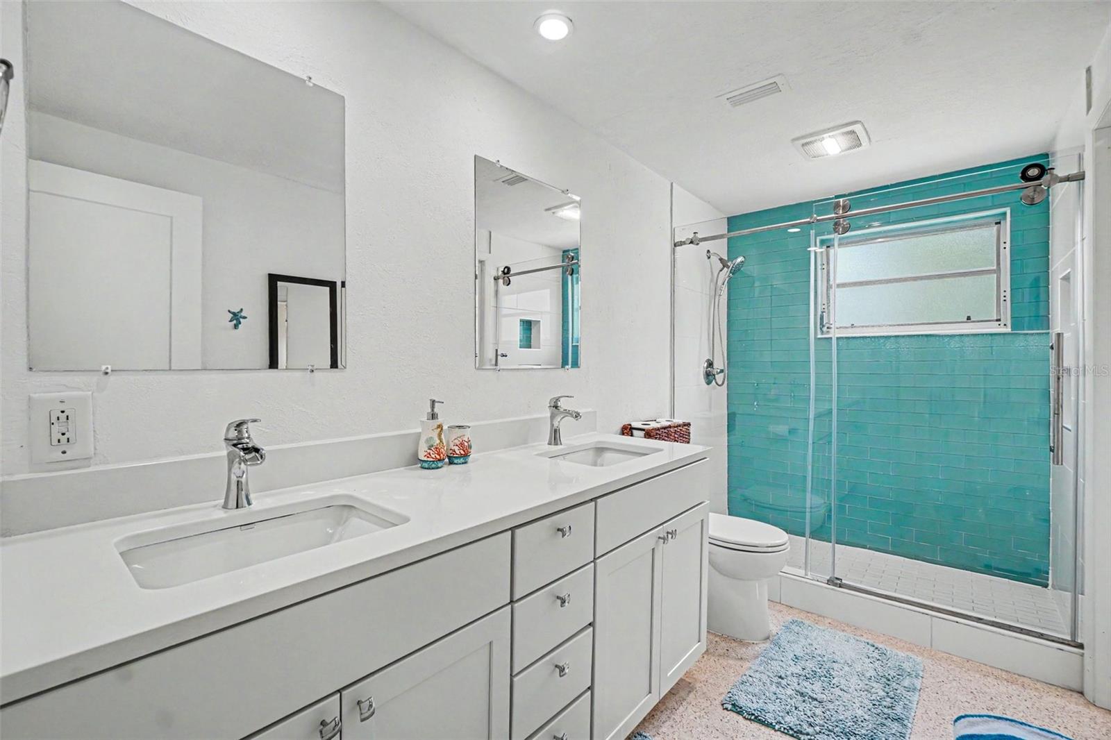 413 PAMETO RD, NOKOMIS, FL, 34275