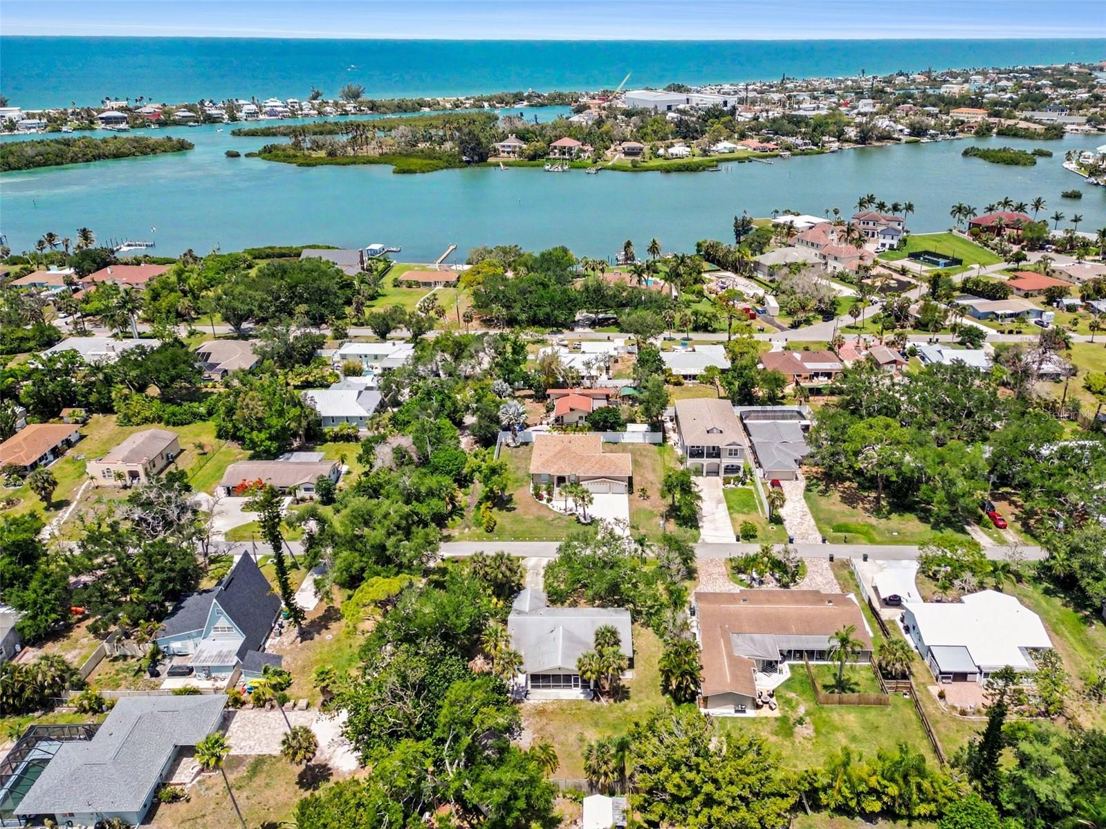 413 PAMETO RD, NOKOMIS, FL, 34275