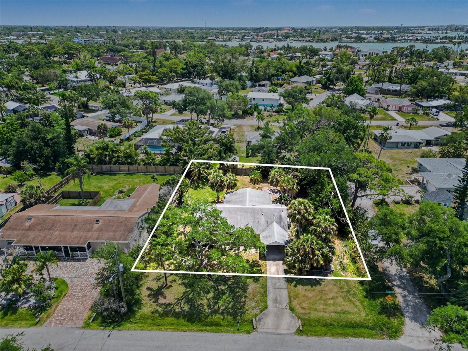 413 PAMETO RD, NOKOMIS, FL, 34275