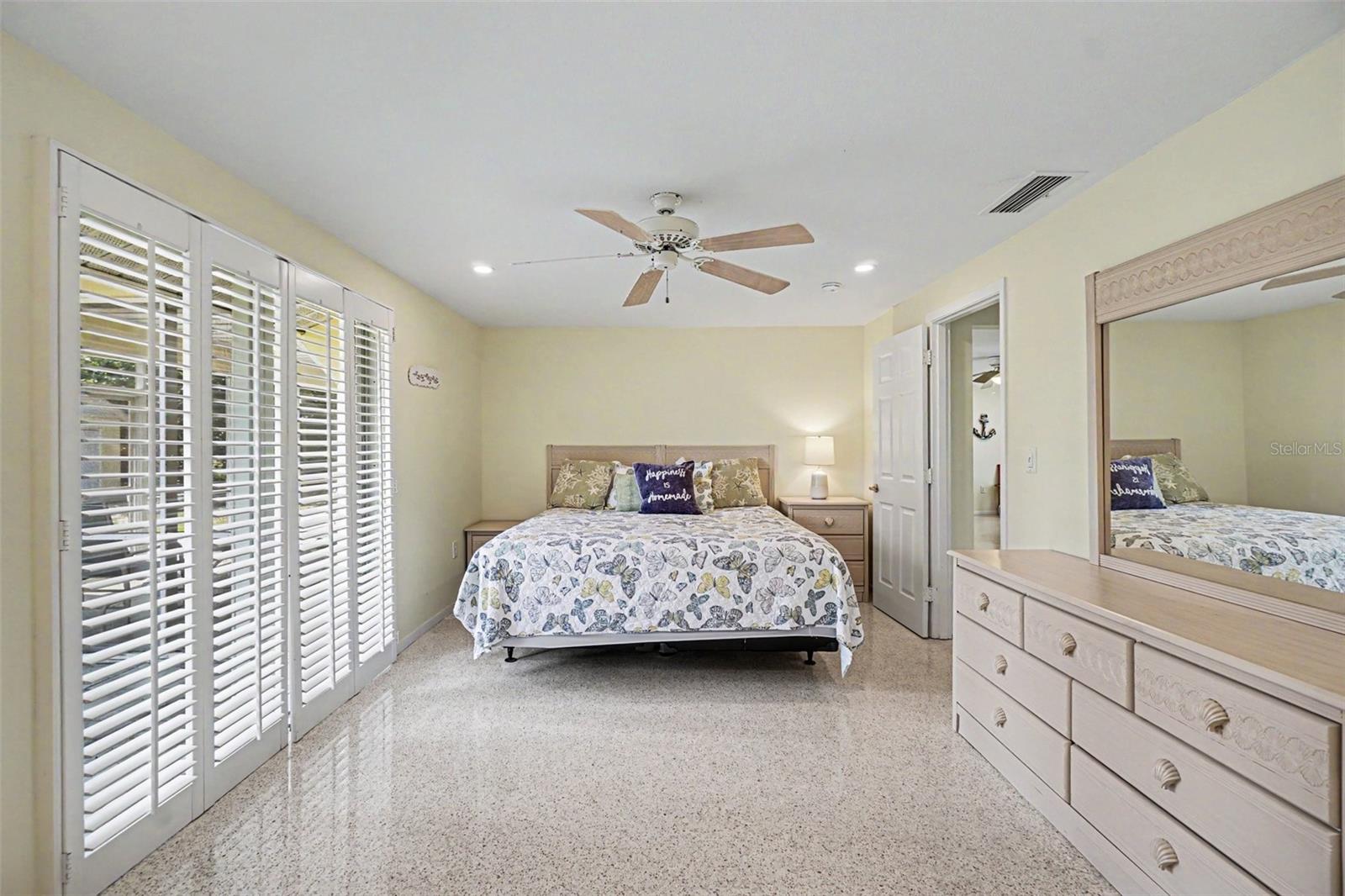 413 PAMETO RD, NOKOMIS, FL, 34275