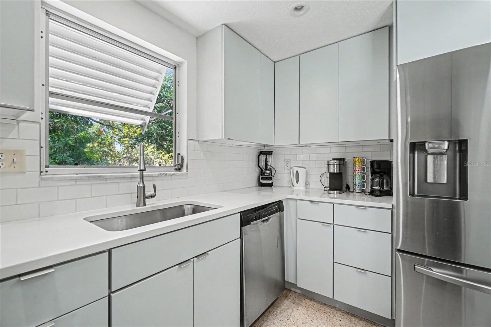 413 PAMETO RD, NOKOMIS, FL, 34275