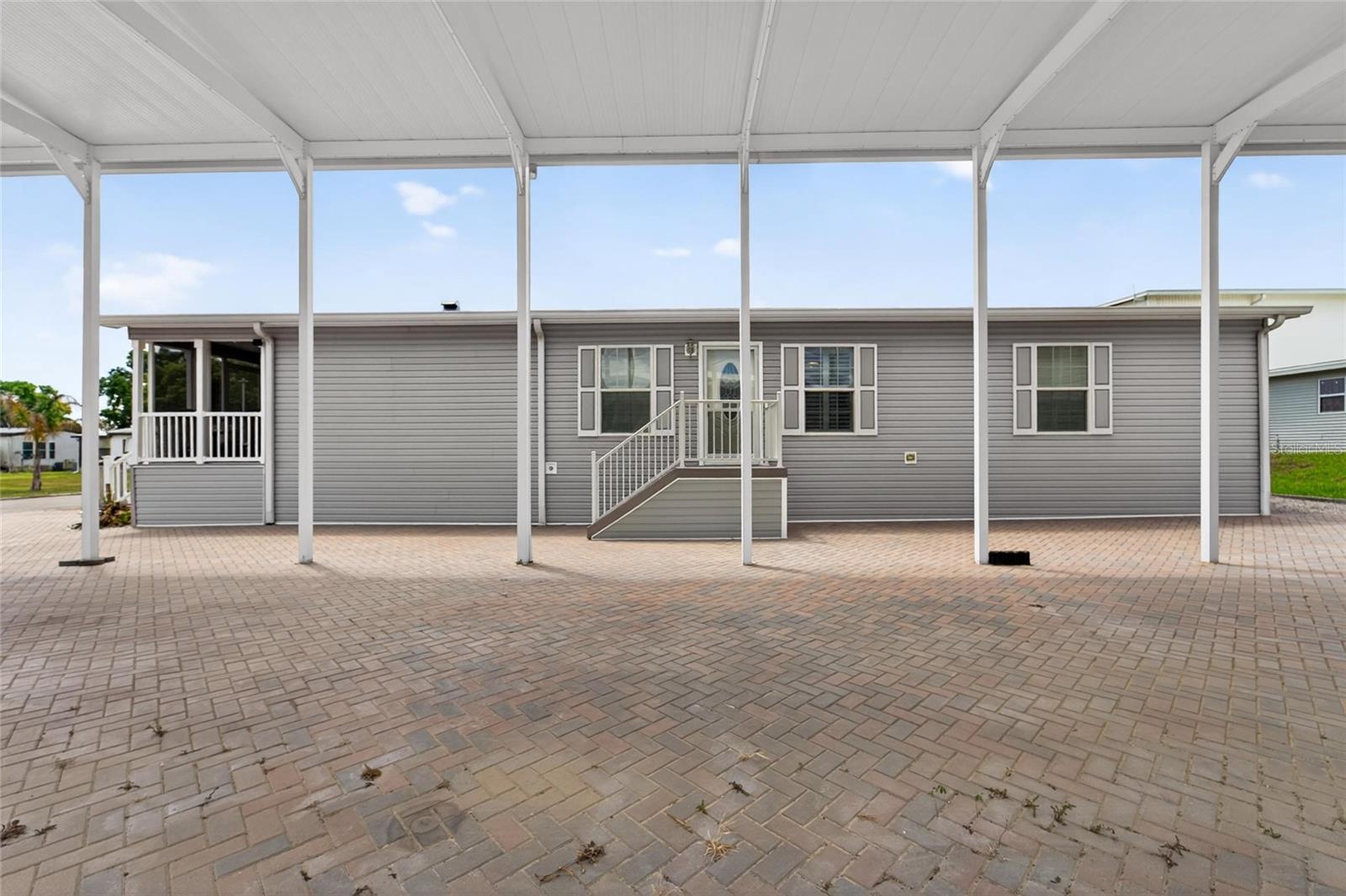 10039 STERLING AVE, DADE CITY, FL, 33525