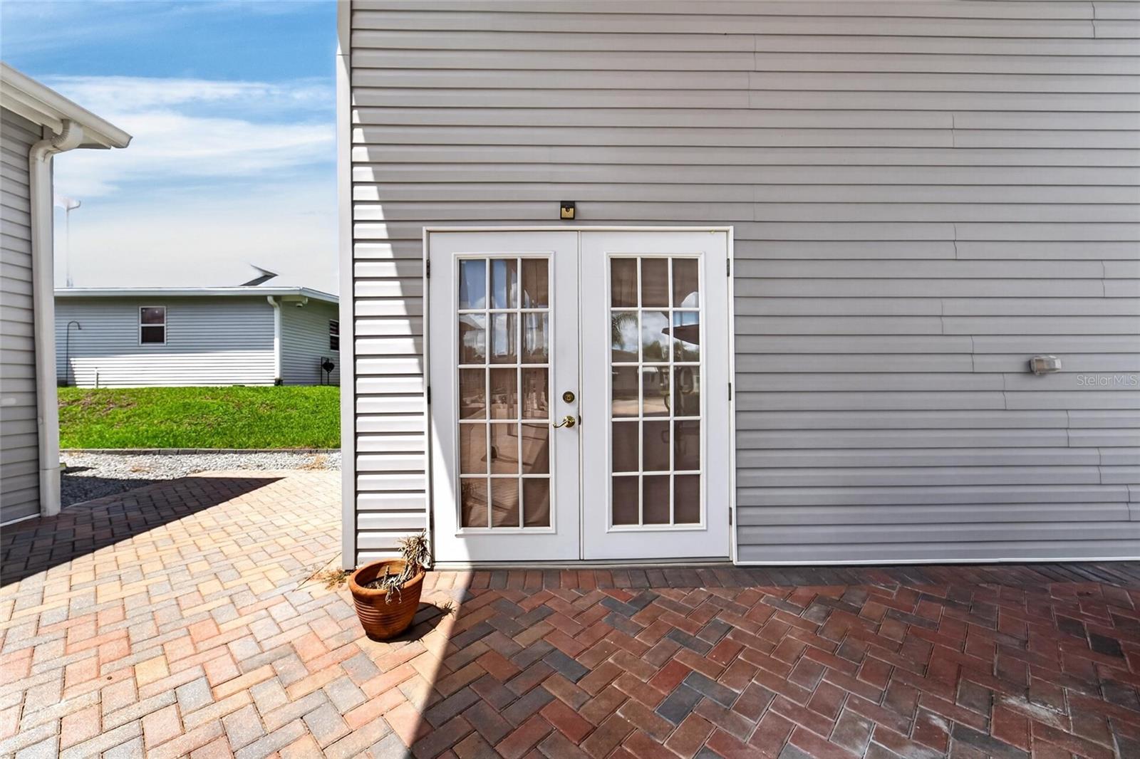 10039 STERLING AVE, DADE CITY, FL, 33525