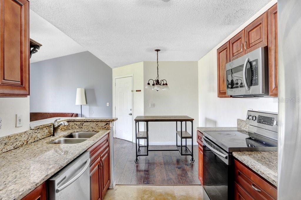 2030 CASCADES BLVD #302, KISSIMMEE, FL, 34741