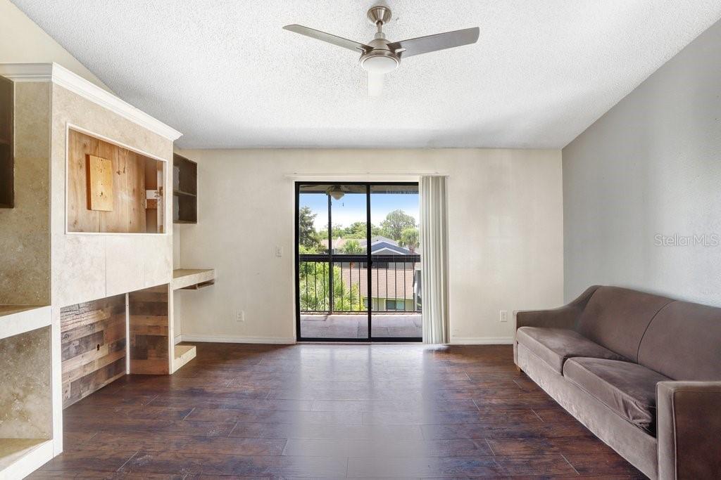 2030 CASCADES BLVD #302, KISSIMMEE, FL, 34741
