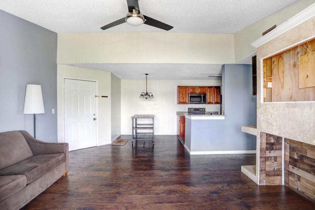 2030 CASCADES BLVD #302, KISSIMMEE, FL, 34741