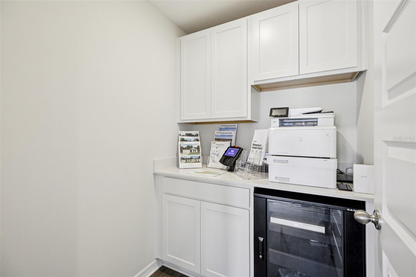 215 SKYFIELD CT, LADY LAKE, FL, 32159