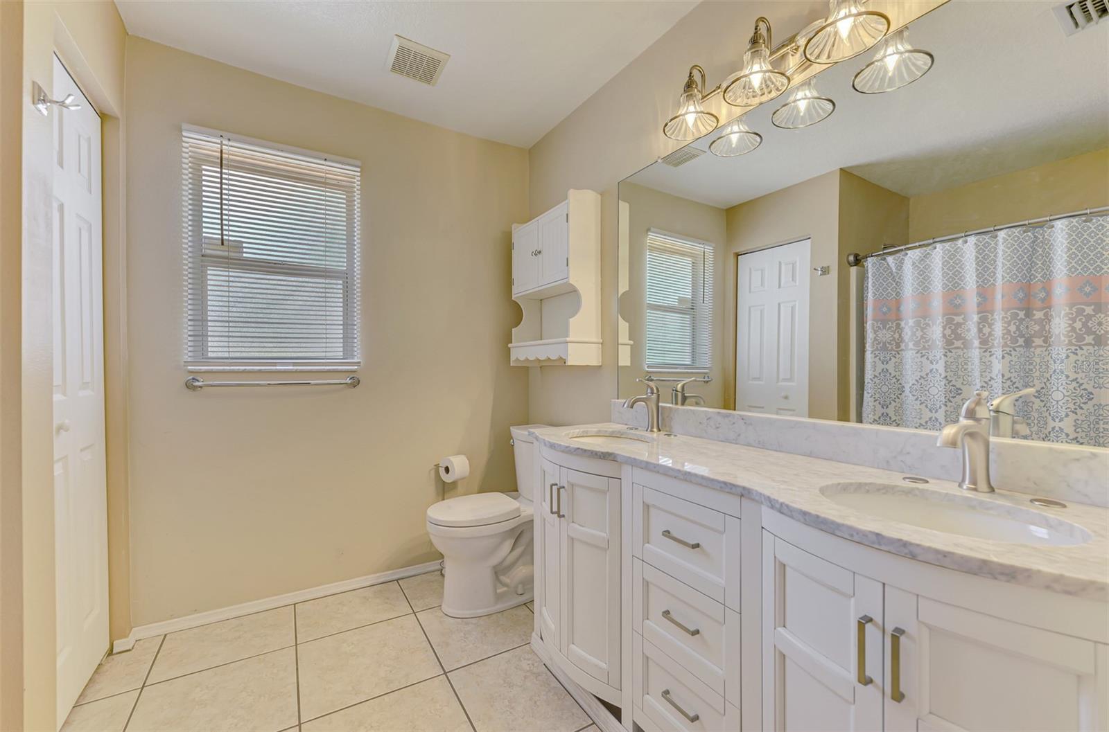 3380 W PRICE BLVD, NORTH PORT, FL, 34286