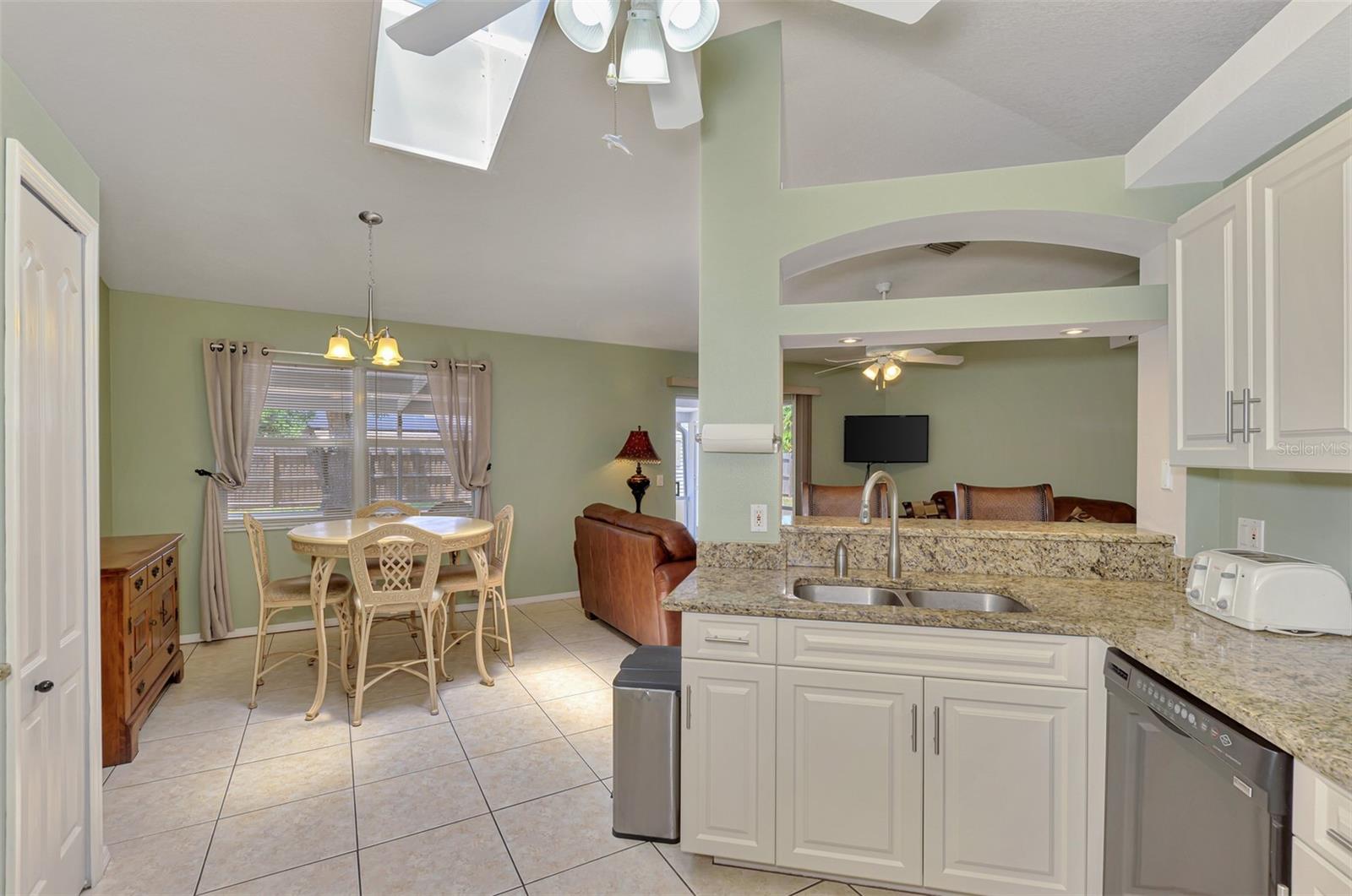 3380 W PRICE BLVD, NORTH PORT, FL, 34286