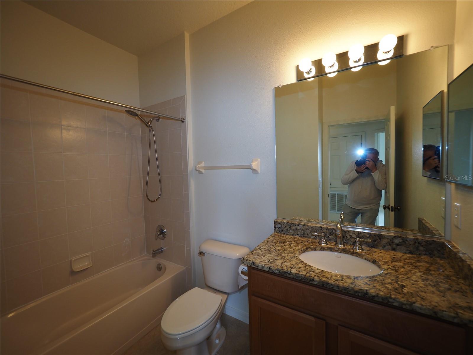 3617 PARKRIDGE CIR #11-202, SARASOTA, FL, 34243